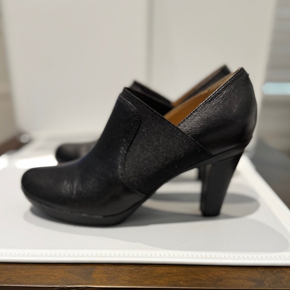 Geox Ladies Booties, Black leather size 39 - Picture 1 of 5